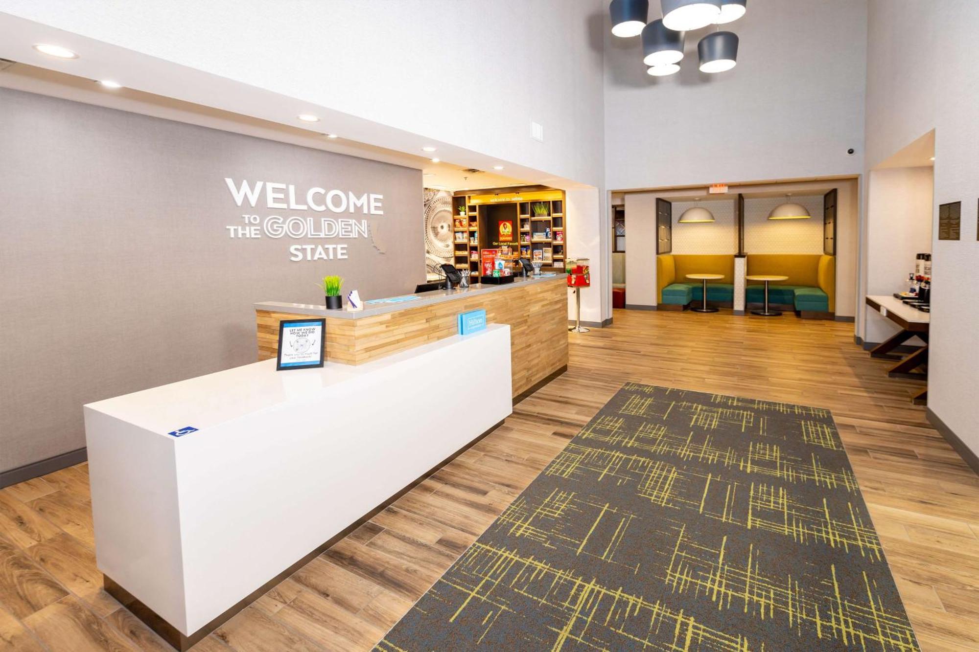 Hampton Inn Selma, Ca Bagian luar foto